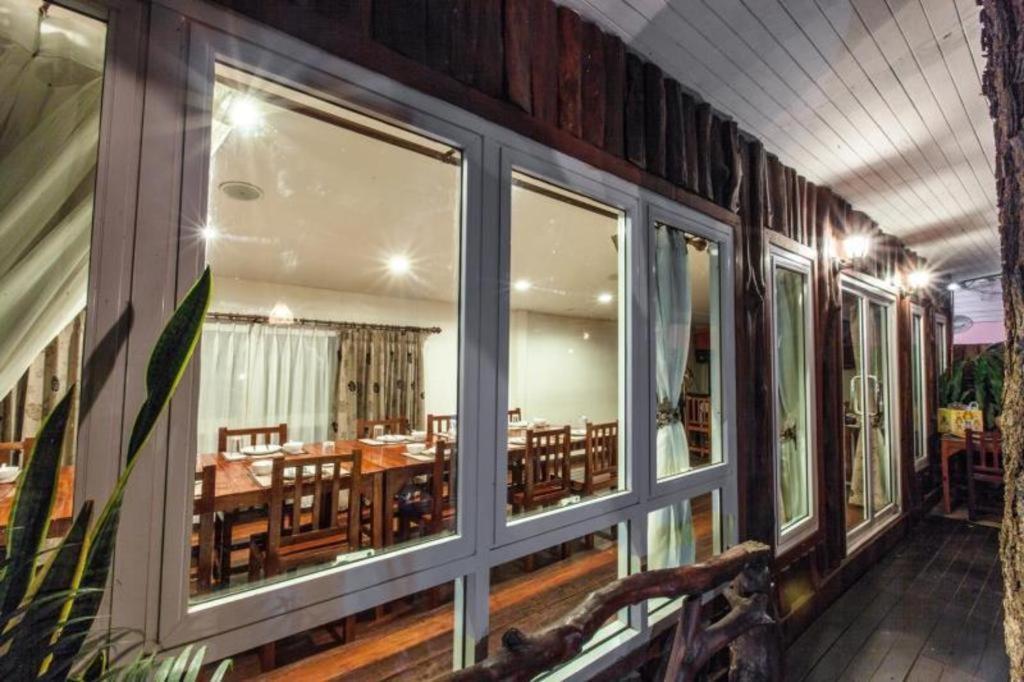 Varee Valley Resort And Restaurant Хон Каен Экстерьер фото