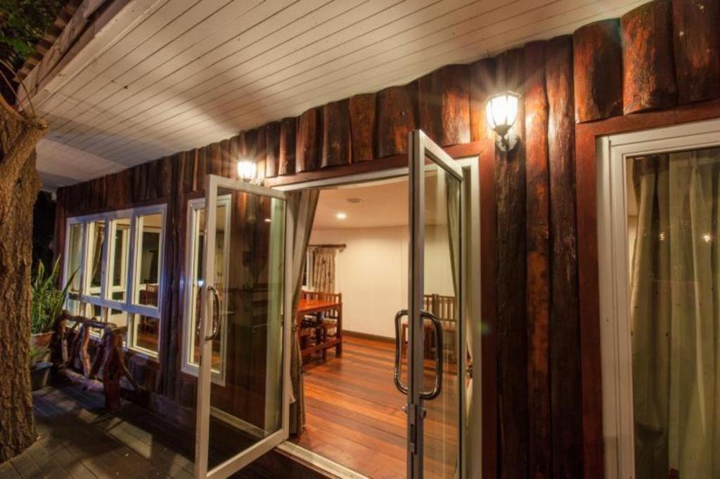 Varee Valley Resort And Restaurant Хон Каен Экстерьер фото